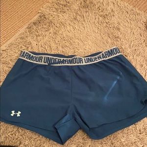 Underarmour shorts